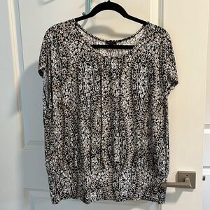 Ann Taylor cap sleeve knit top